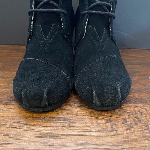 Toms Black Desert Wedge Booties - Picture 7 of 9